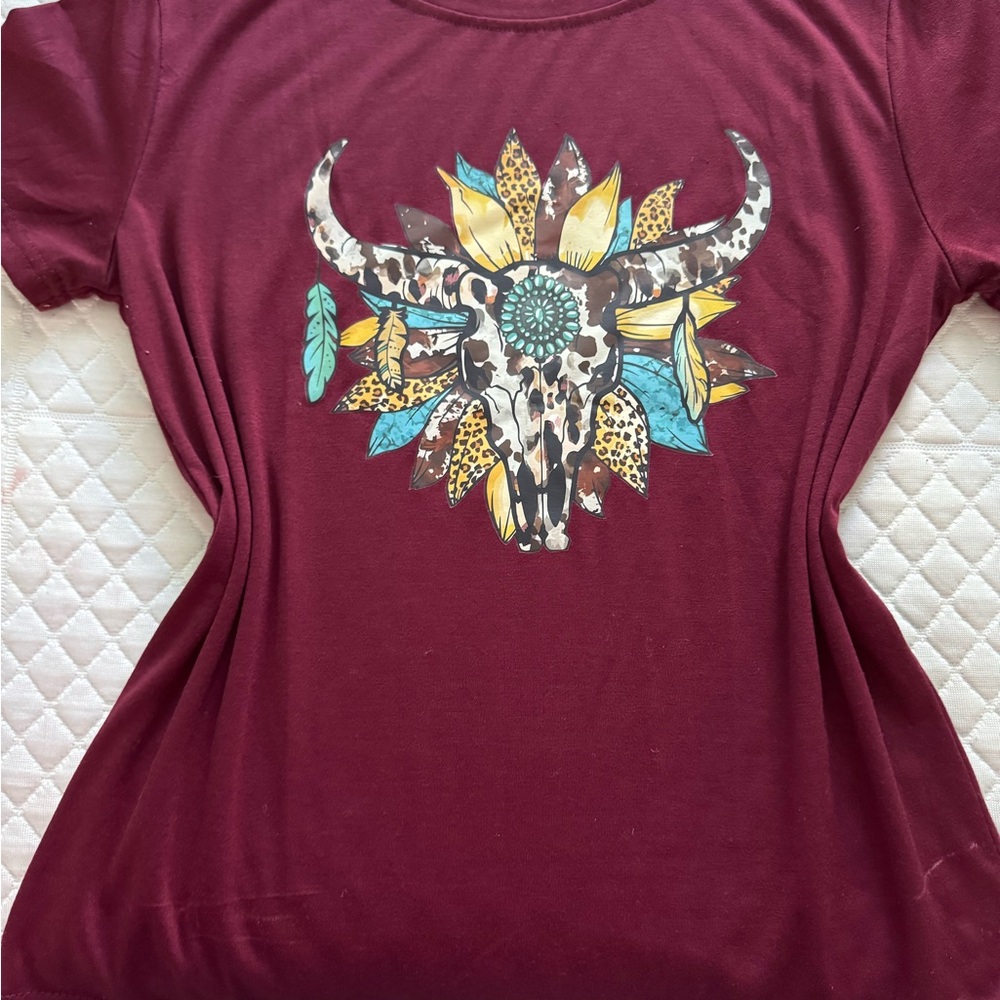 Women's Maroon Graphic Tee